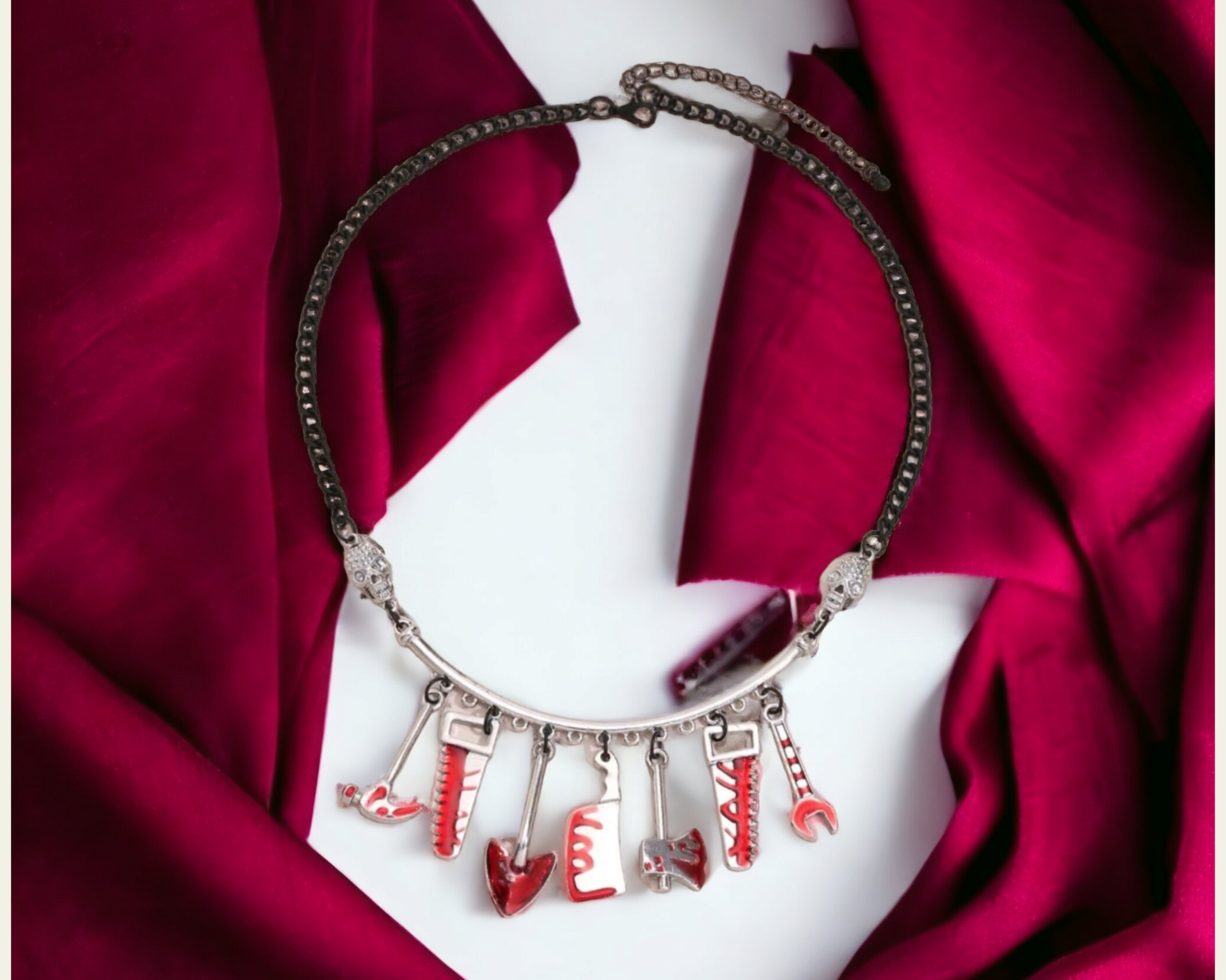 Bloody Weapons Best Friend Necklace Set